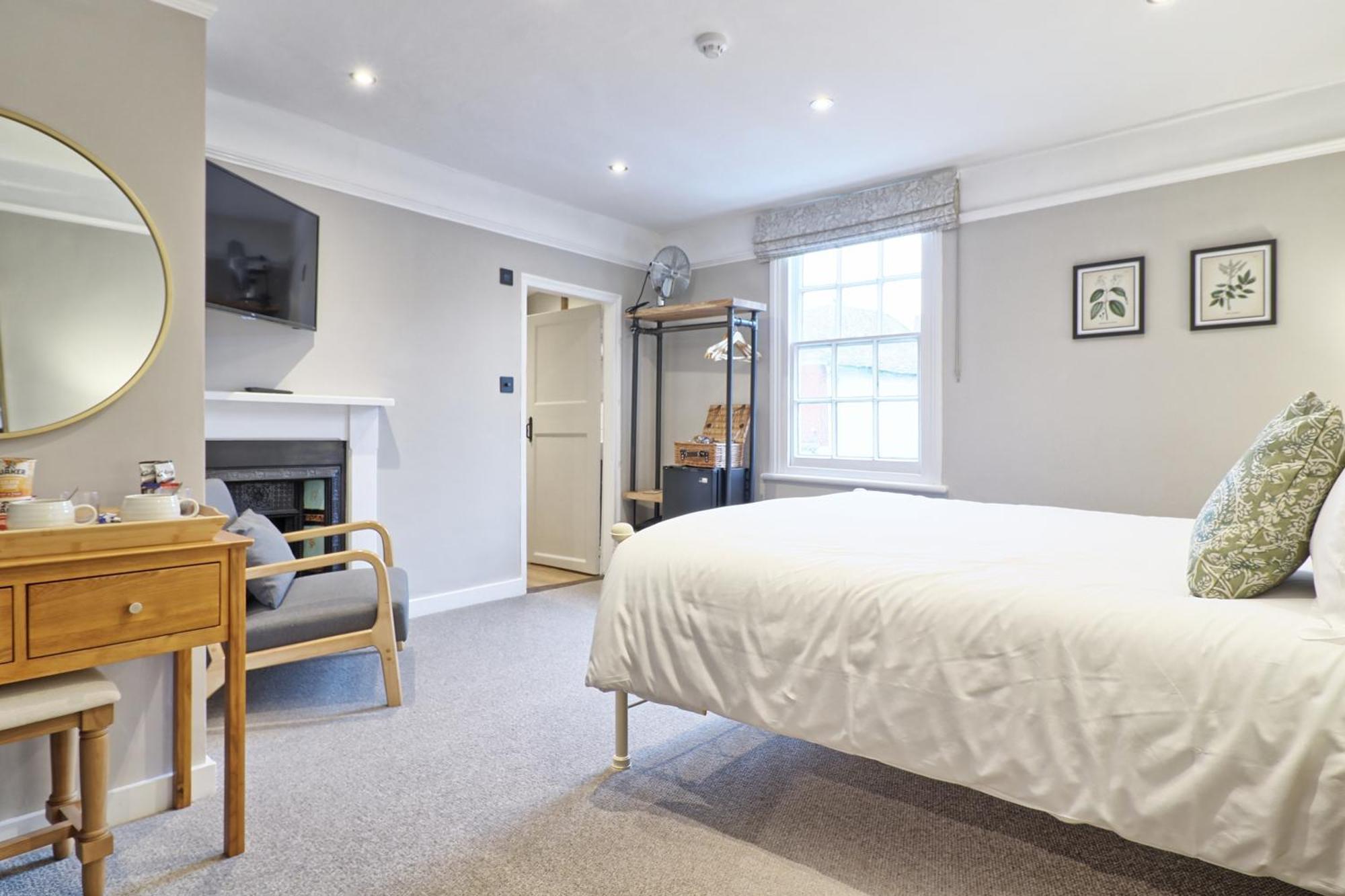 Ranfield'S Brasserie Hotel Rooms Coggeshall Exterior photo